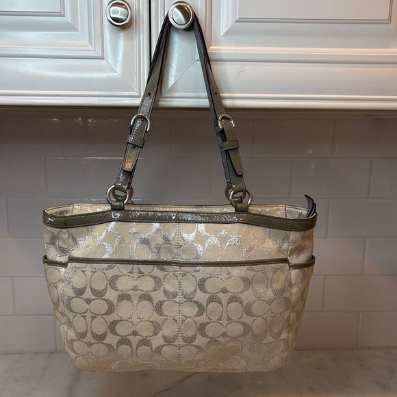 Coach F17724 Gallery Lurex Metallic Silver Cream EW Tote Shoulder Bag - Picture 4 of 16